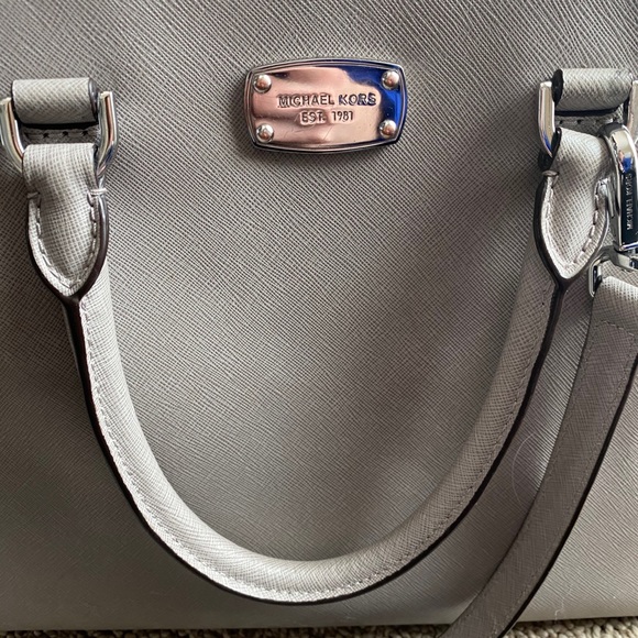 Michael Kors crossbody - Picture 3 of 4